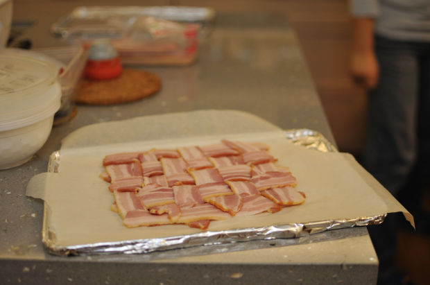 Weaving a bacon mat